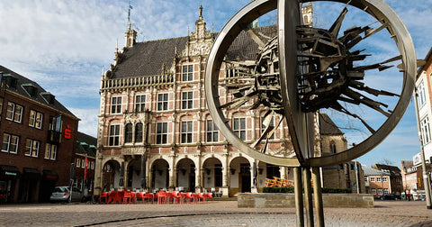 Bocholt sorgt für Aufsehen: Messer erlaubt, Cannabis verboten